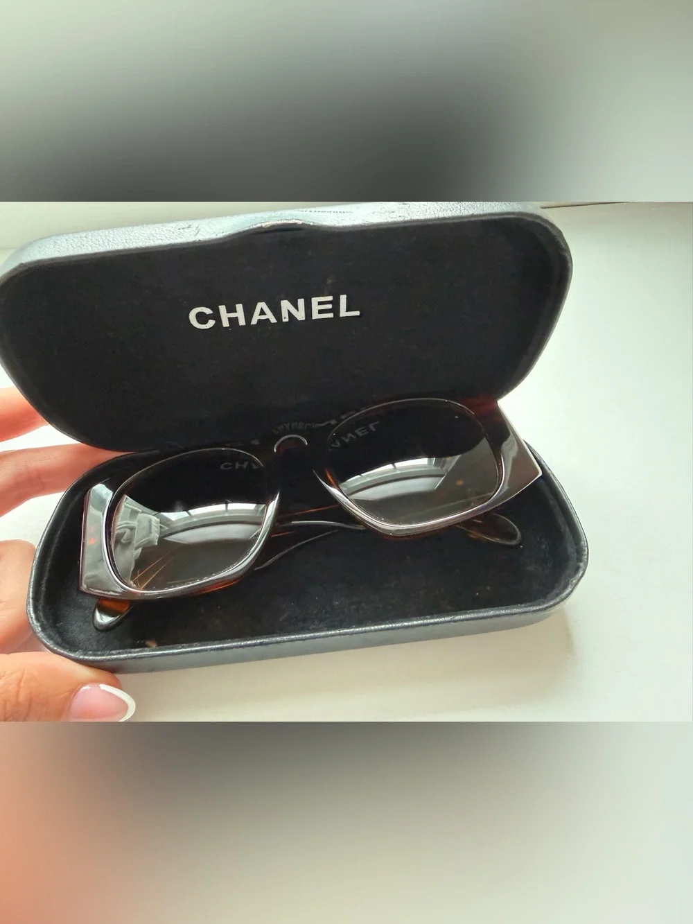 Authentic CHANEL Tortoiseshell Quilted Temple Sunglasses - Brown & Gold